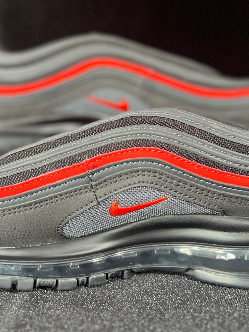 NIKE Air Max 97 Sneakers | Black Anthracite Picante Red | Mens 6.5 Womens 8